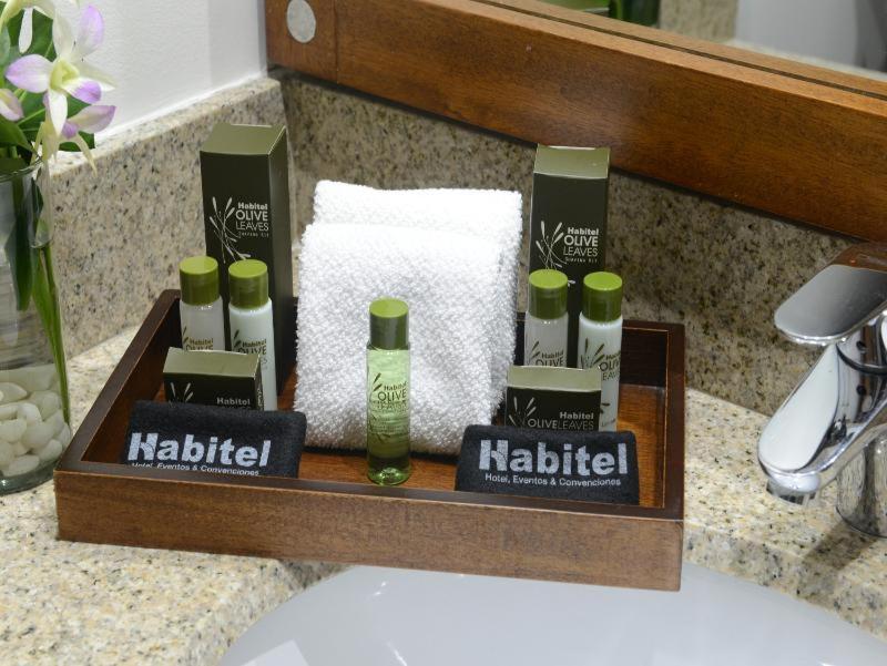 Hotel Habitel Select Bogotá Quarto foto